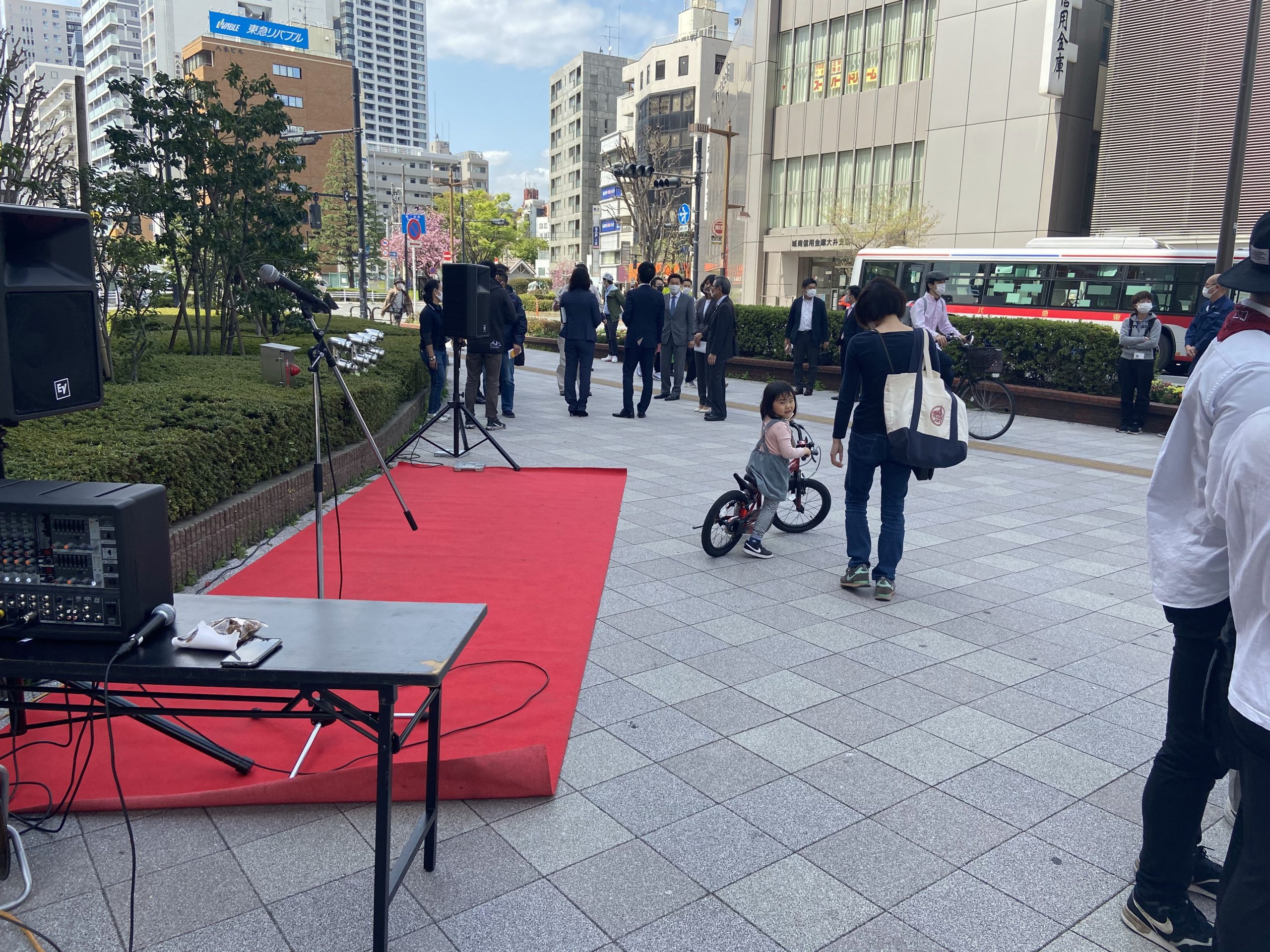 楽しそうに試乗してました!